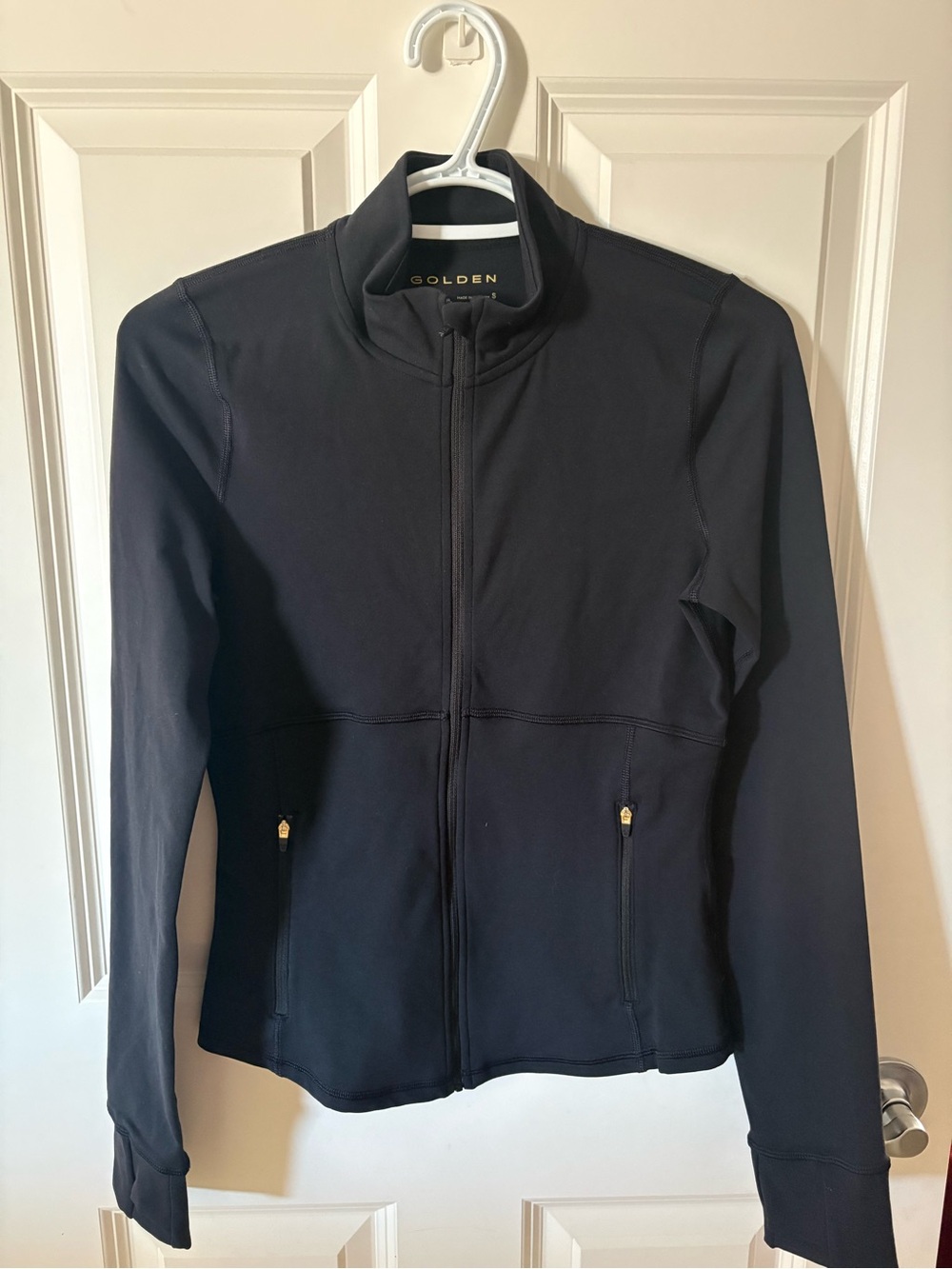 Aritzia Black Full Zip Jacket
